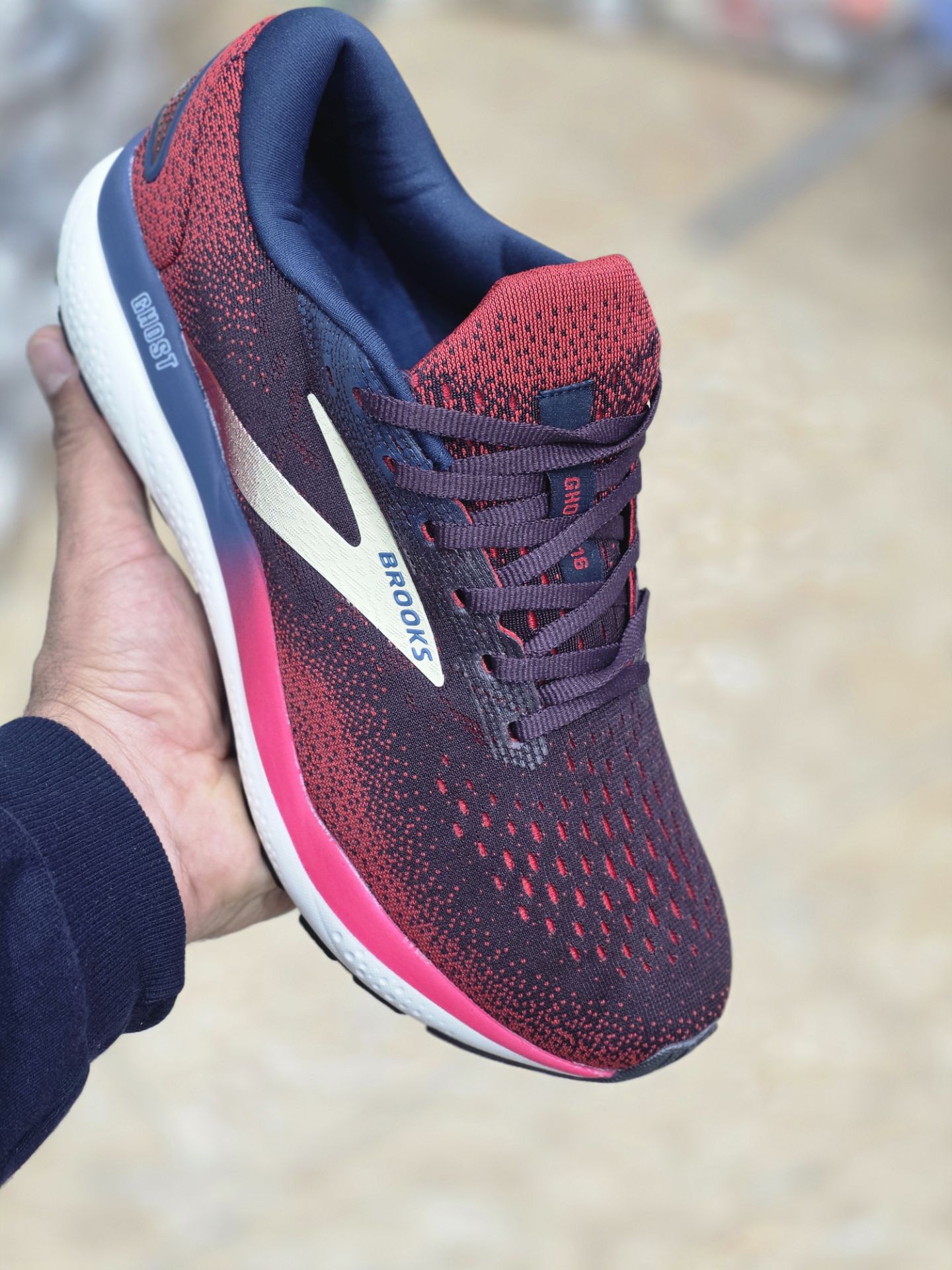 کتونی رانینگ و پیاده روی بروکس مدل Brooks ghost 16 مردانه کیفیت بالا و قیمت ارزان