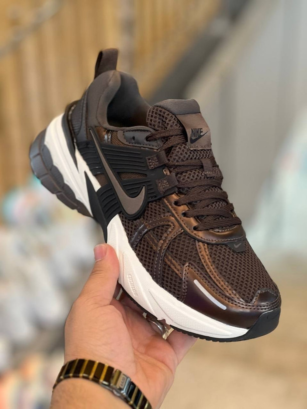 کتونی نایک وی تو کی/سایز 37 الی 45/ساخت ویتنام/Nike V2k Run/ضمانت کالا/فروش تک و عمده