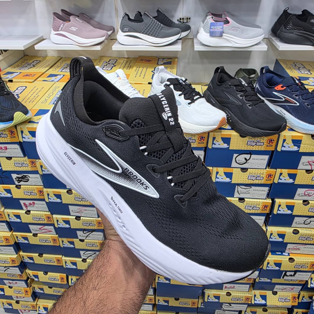 کتونی پیاده روی و رانینگ بروکس گلیسیرین  Brooks GLYCerin 22 / ضمانت کیفیت / جعبه و بارکد دار / سایز ۴۰ ۴۱ ۴۲ ۴۳ ۴۴ ۴۵