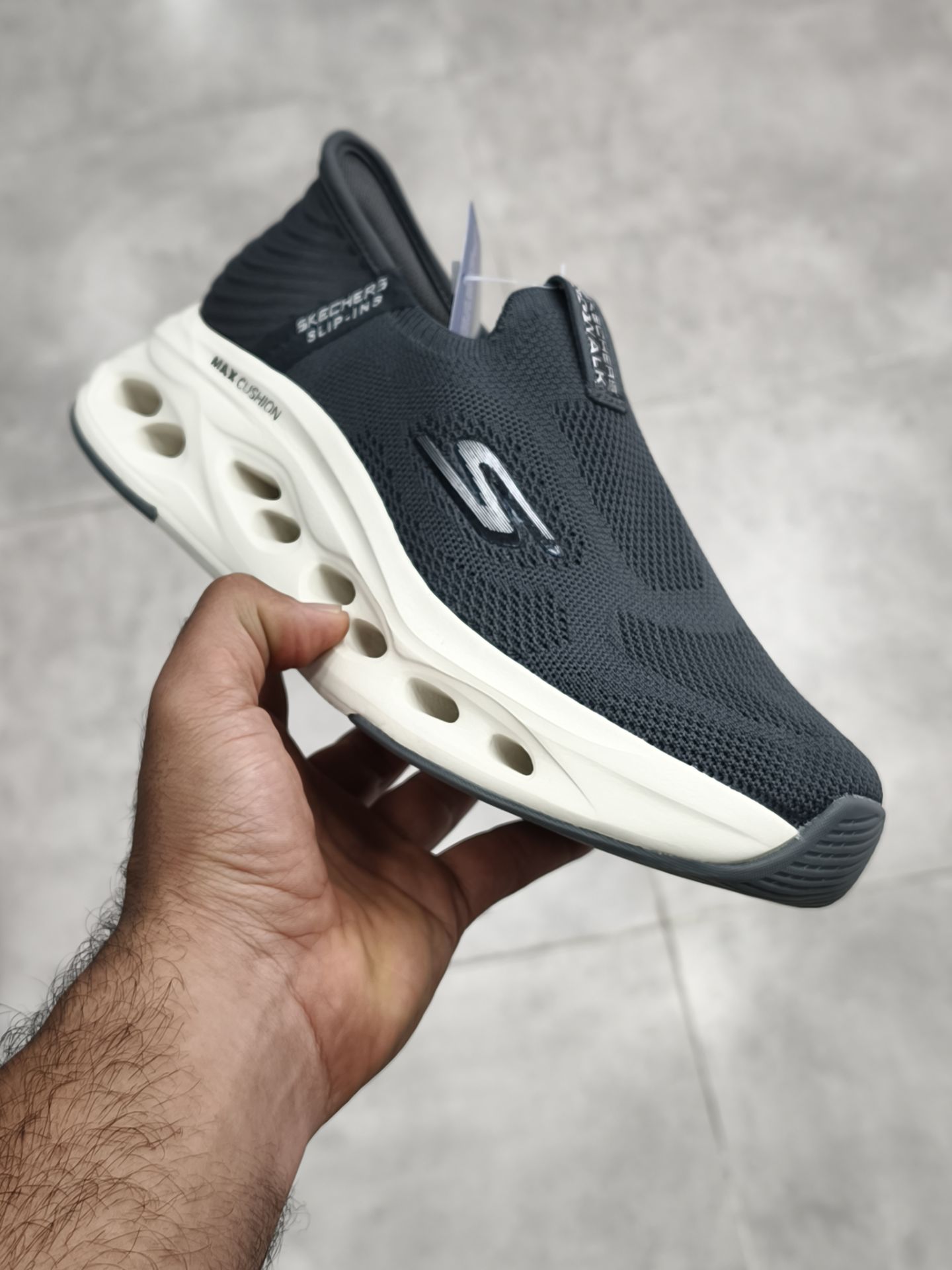 کتونی اسکیچرز مدل مکس کوشن رانینگ و پیاده رویی مردانه و زنانه/ Skechers Max cushion کیفیت مستر کوالیتیA طبی و سبک و راحت / سایز 40الی45/
