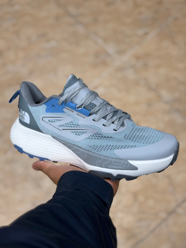 کتونی ویتنامی نورث فیس مدل آلتامسا 500. صدرصد وارداتی ساخت ویتنام سایز ۴۰ تا ۴۵ . north face Altamesa 500 کیفیت مستر کوالیتی A