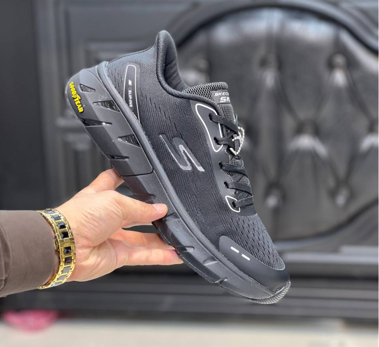 کفش اسکیچرز آرچ اسلیپ اینز  فیتSkechers Archfit ساخت ویتنام سایز۴۰ تا ۴۵ .فروش بصورت عمده و تک زیره گودیر