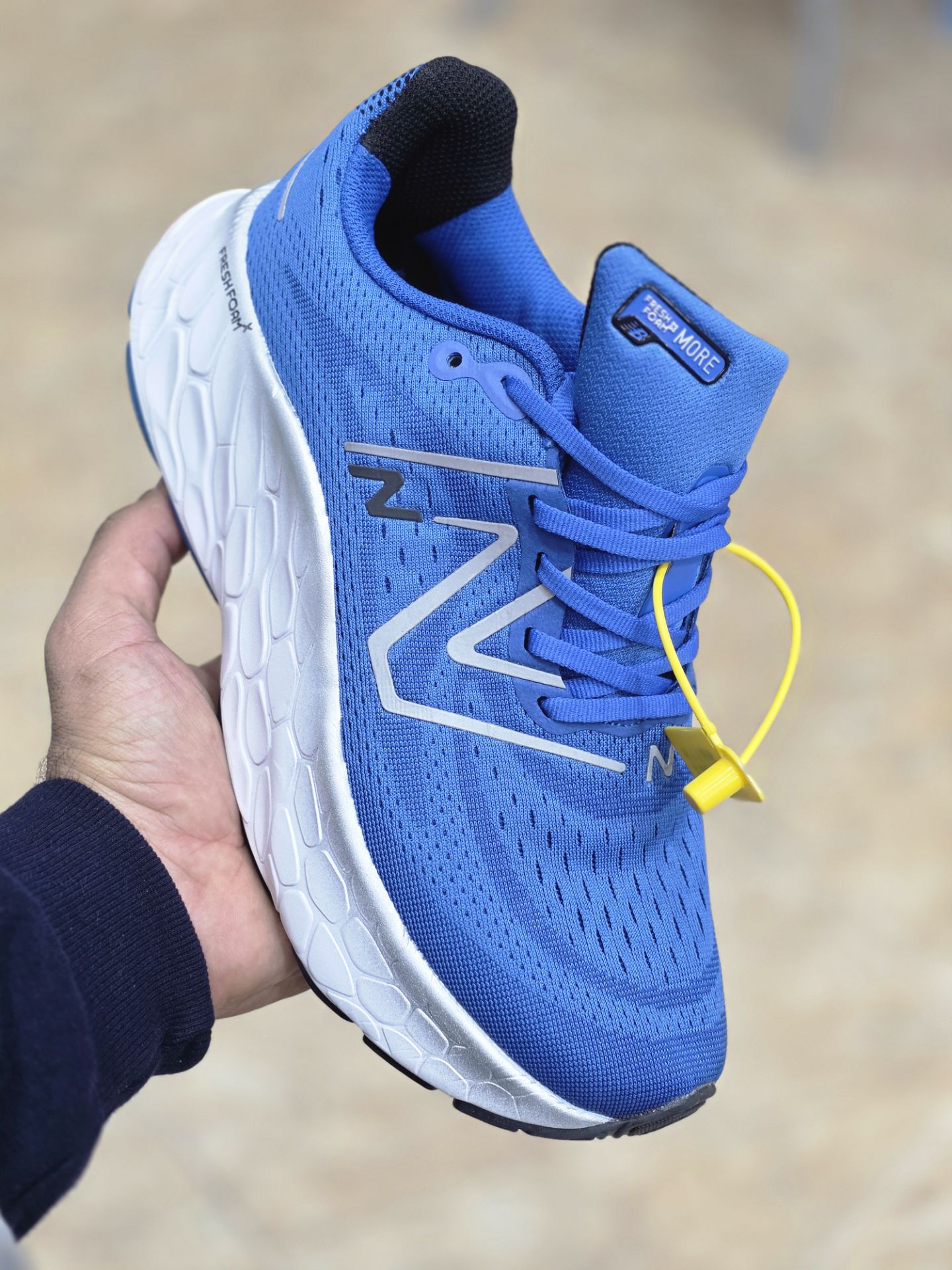کتونی رانینگ و پیاده روی نیوبالانس مدل New balance Fresh Foam x  کیفیت مسترکوالیتی ساخت ویتنام سایز ۴۰ تا ۴۵