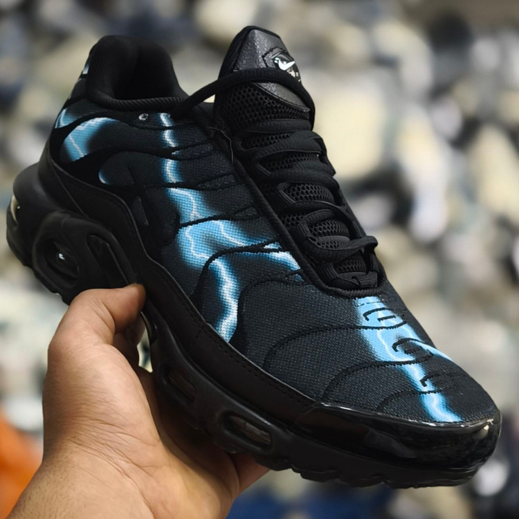 کتونی ویتنامی اسپرت نایک ایر مکس پلاس nike air max plus sesame / ساخت ویتنام / کیفیت مستر کوالیتی / سایز ۴۰ الی ۴۵