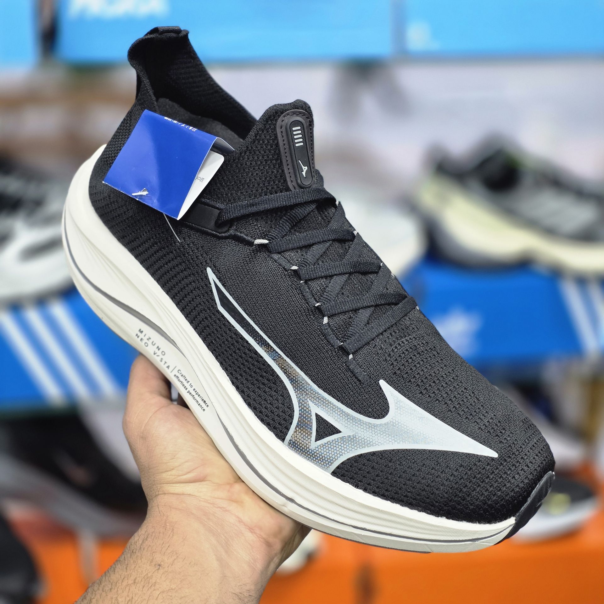 کتونی جورابی میزانو نئو ویستا/ Mizuno Neo Vista/ساخت ویتنام /سایز ۴۰ الی ۴۵/ فروش تکی و عمده/ضمانت کالا