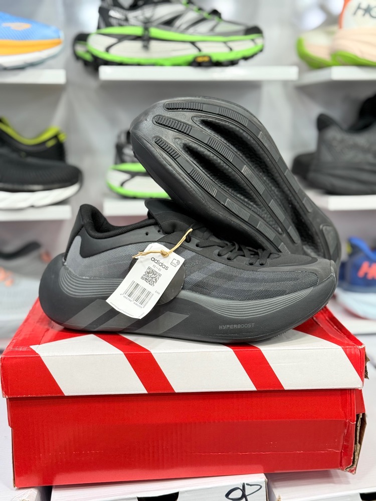 کتونی ادیداس ویتنامی رانینگ و پیاده روی هایپر بوست  / Adidas HYPERBOOST / ساخت ویتنام / سایز بندی ۴5الی40