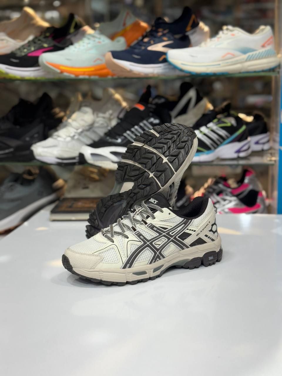 اسیکس ژل‌ مدل کاهانا ۸ asics gel kahana 8 سایز 40 تا 45