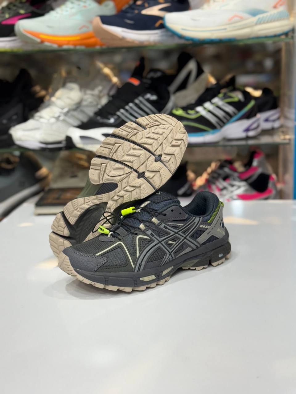 کتونی اسیکس زنانه  مدل ژل  کاهانا ۸ asics gel kahana 8 سایز 37تا40