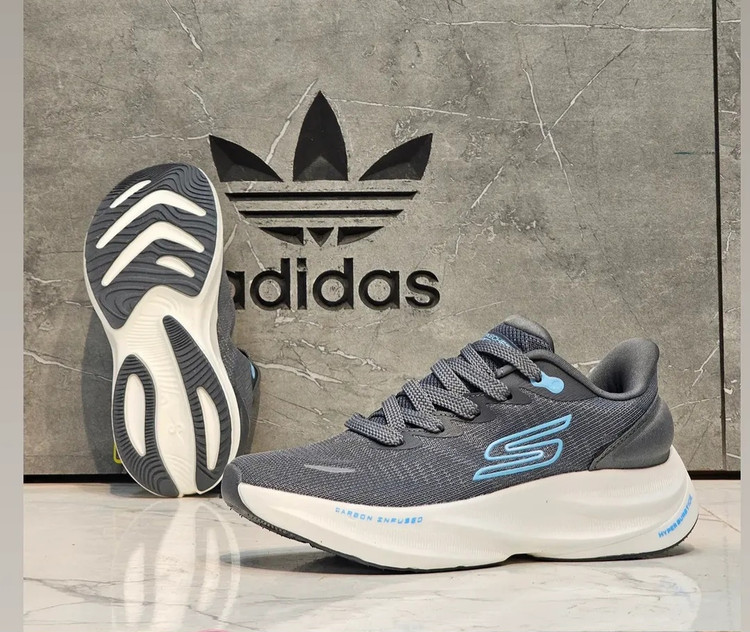 کتونی مسترکوالیتی اسکیچرز هایپربرست کربن/Skechers Hyperburst Carbon/ساخت ویتنام/سایزبندی ۳۷ الی ۴۰/ضمانت کالا/فروش به صورت تک و عمده