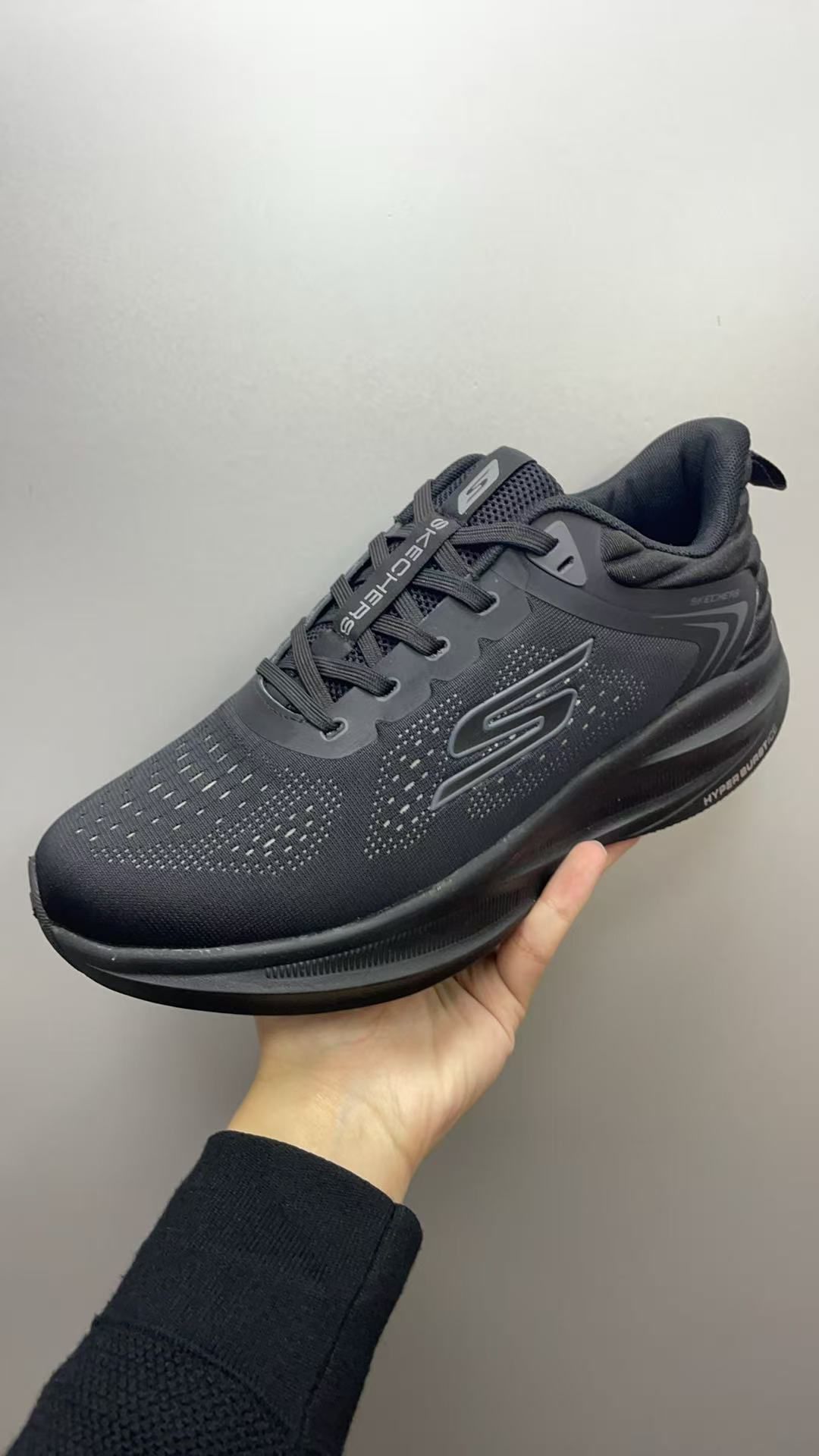 کتونی اسکیچرز مدل  هایپر بارست رانینگ و پیاده رویی مردانه و زنانه/  کیفیت مستر کوالیتیA طبی و سبک و راحت / سایز 40الی45/