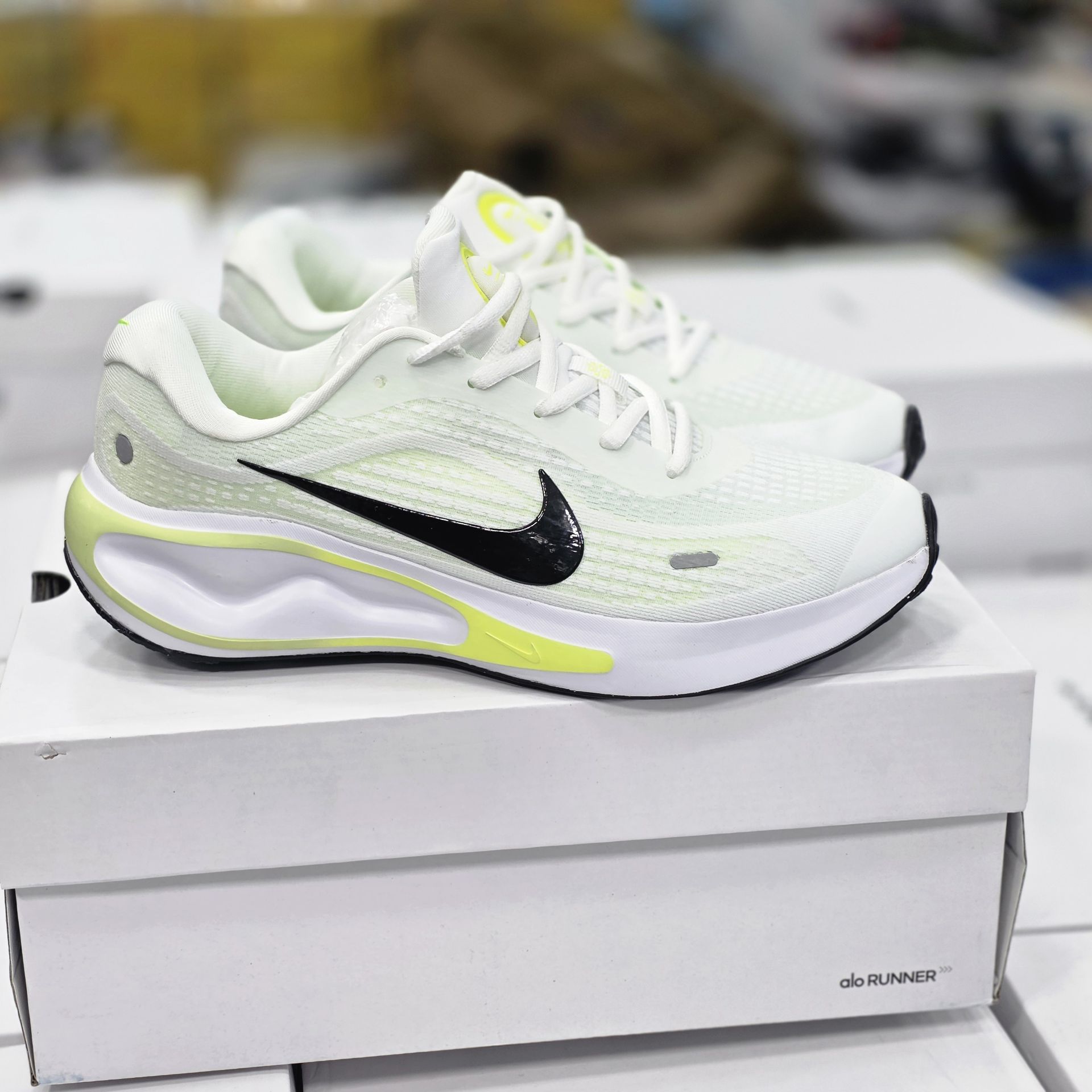 کتونی نایک واراداتی ویتنامی سایز 40تا 45 کیفیت مستر کوالیتی A