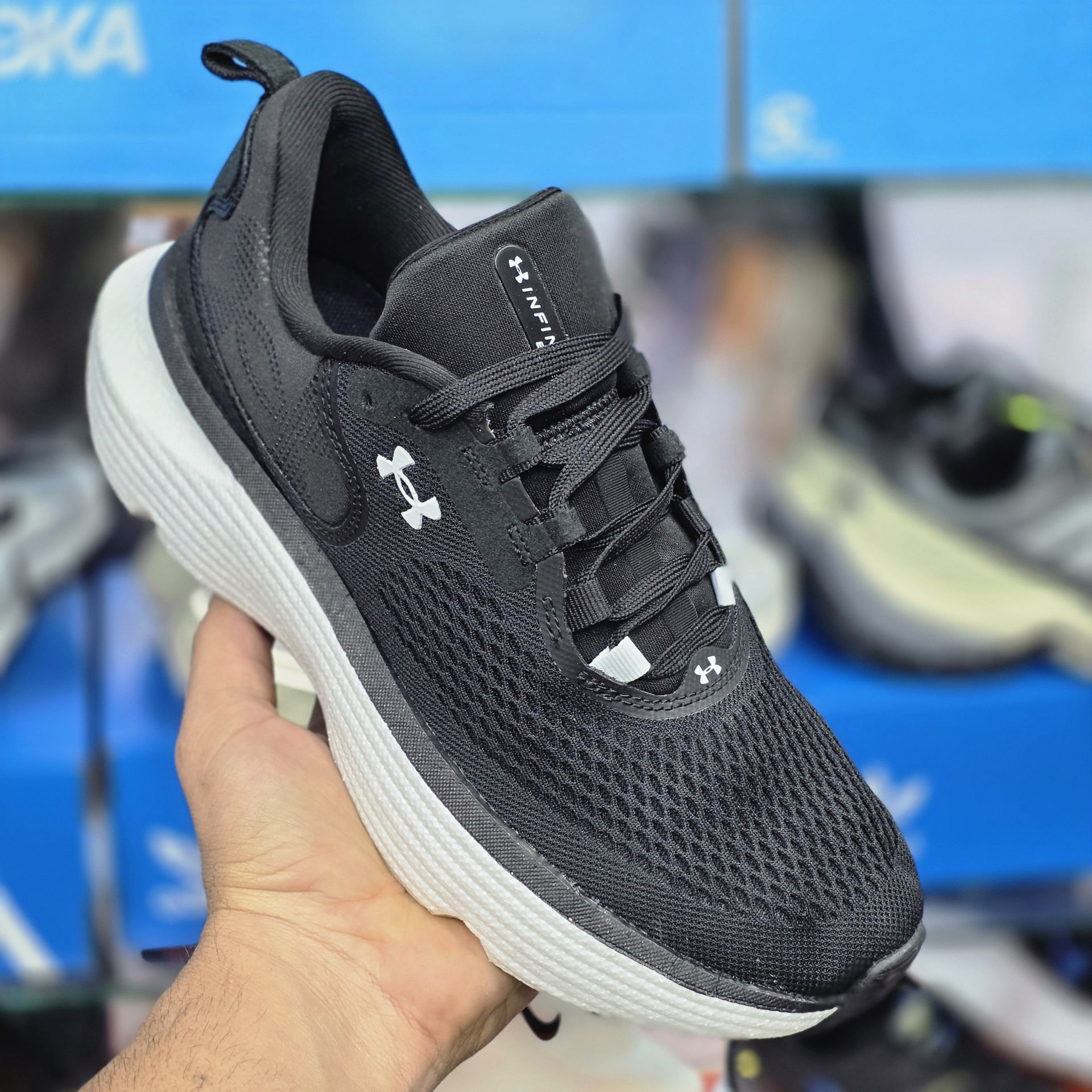 کتونی  آندرارمور |مردانه ورزشی و روزمره| وارداتی ویتنام | فروش بصورت عمده و تک | سایز ۴۰ تا ۴۵ | under armour infil hike