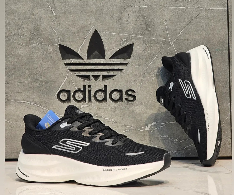 کتونی مسترکوالیتی اسکیچرز هایپربرست کربن/Skechers Hyperburst Carbon/ساخت ویتنام/سایزبندی ۳۷ الی ۴۰/ضمانت کالا/فروش به صورت تک و عمده
