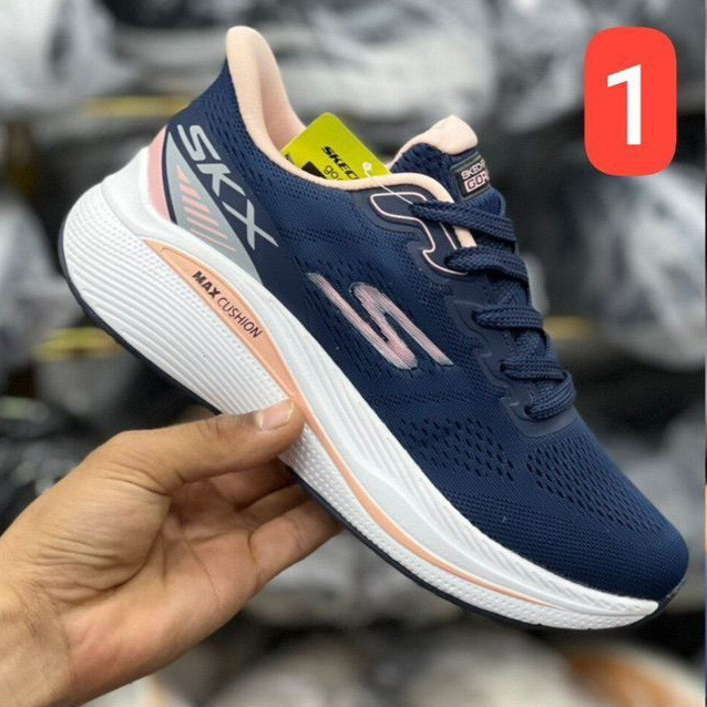 کتونی اسکیچرز مدل مکث کوشن رانینگ و پیاده رویی مردانه و زنانه/ Skechers Max cushioning/ کیفیت مستر کوالیتیA طبی و سبک و راحت / سایز 37الی40/