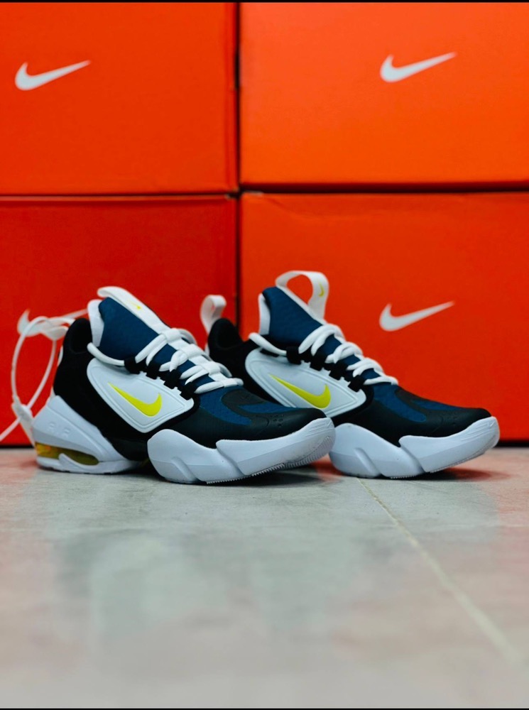 کتونی رانینگ و تمرینی نایک ایر مکس آلفا ساویچ/ ساواچ/سایز 40 الی 45/ساخت ویتنام/Nike Air Max Alpha Savage/ضمانت کالا/فروش تک و عمده