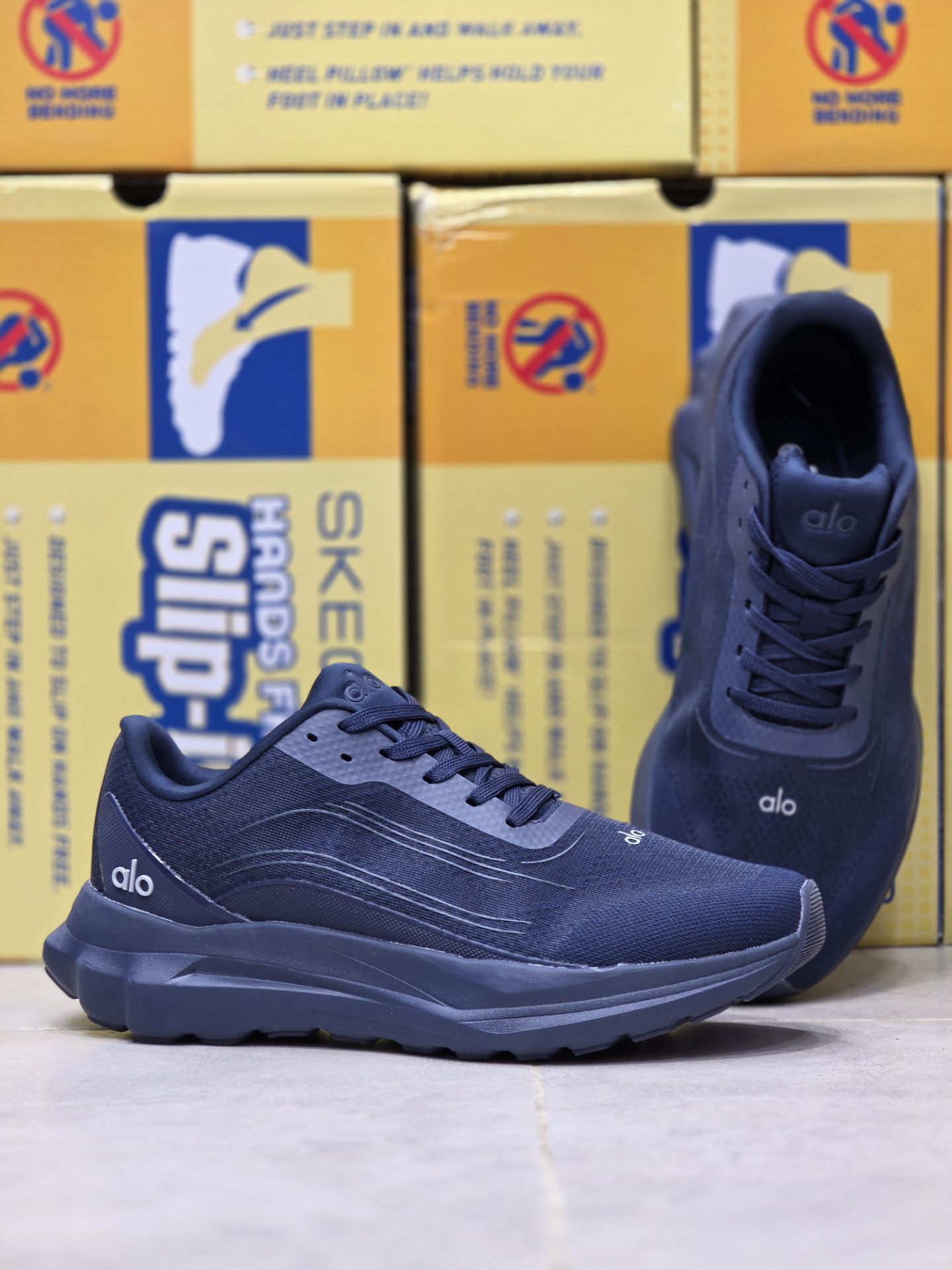 کتونی برند الو alo سایز ۴۰ تا ۴۵  وارداتی ساخت ویتنام کیفیت بالا مستر کوالیتی A