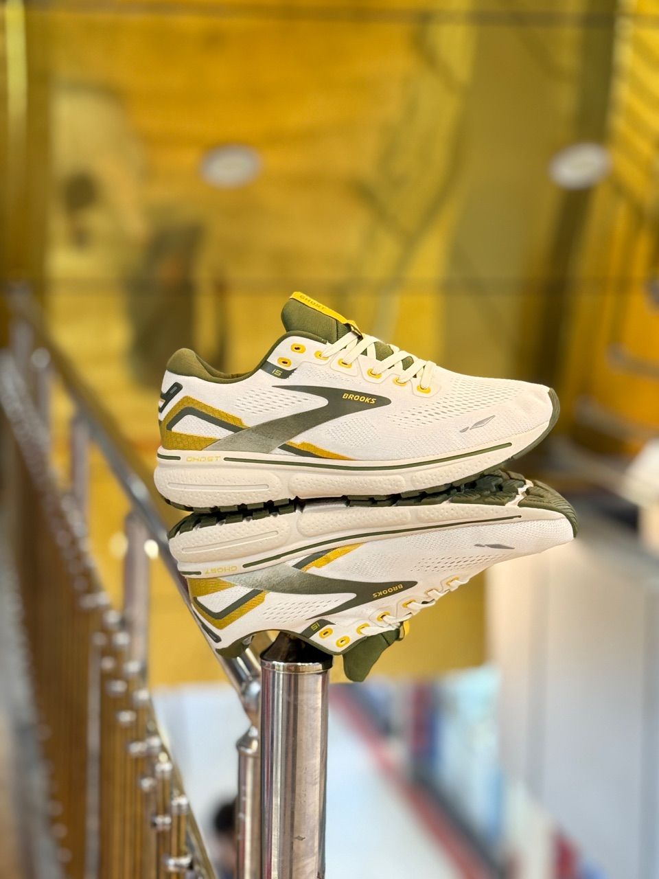 بروکس گاست 15/Brooks Ghost15/سایز 36/45 / بالاترین کیفیت وارداتی