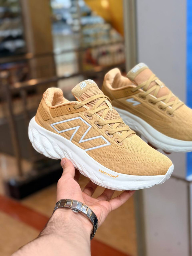 کتونی رانینگ و پیاده روی نیوبالانس مدل New balance Fresh Foam 1080 کیفیت مسترکوالیتی ساخت ویتنام سایز ۴۰ تا ۴۵