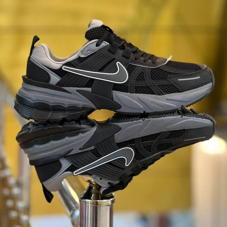 کتونی نایک کشلون مدل v2k  وی تو کی ست زنانه و مردانه ساخت ویتنام جذاب و با دوام