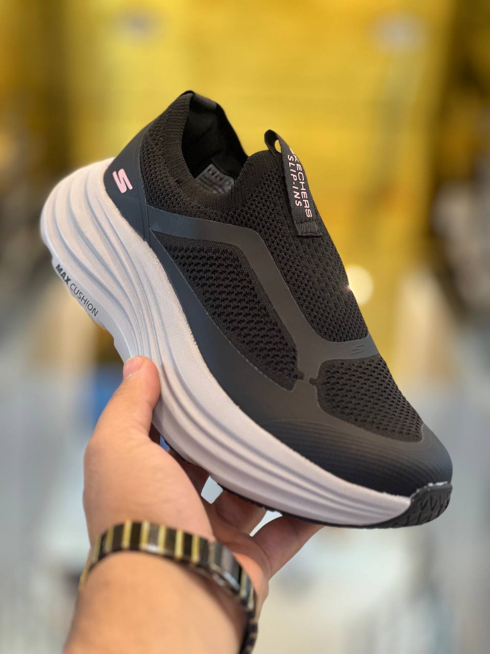 کتونی اسکیچرز وارداتی کیفیت عالی ساخت ویتنام سایز ۳۷تا 40