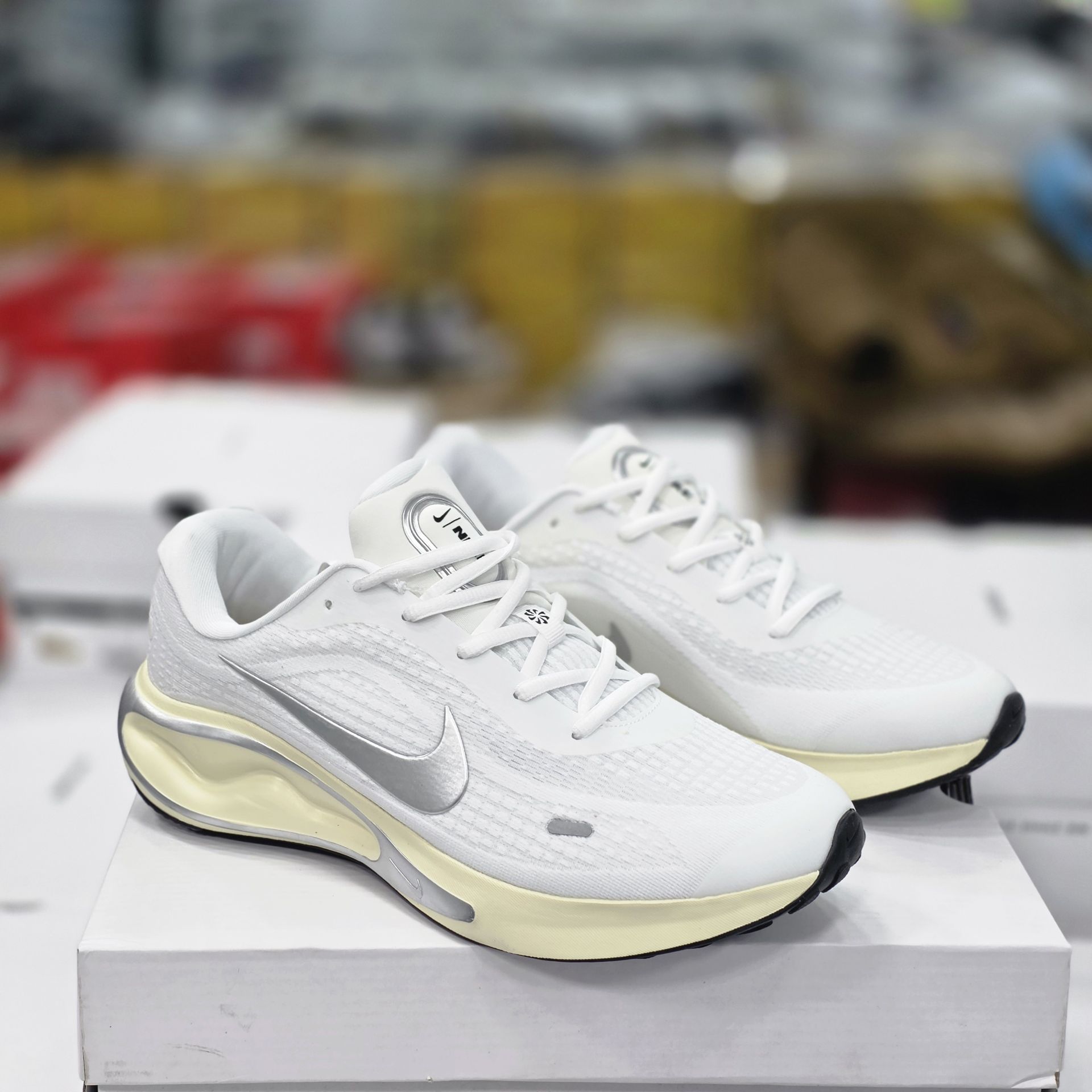 کتونی نایک واراداتی ویتنامی سایز 40تا 45 کیفیت مستر کوالیتی A