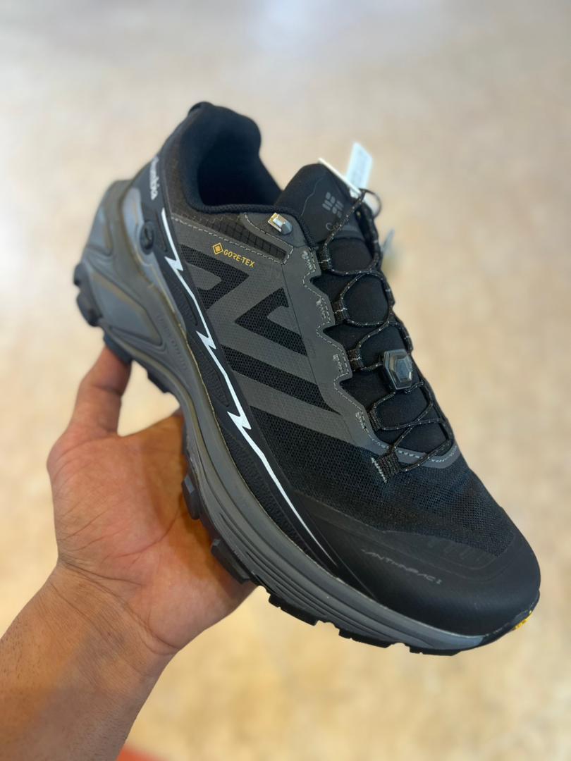 کتونی کلمبیا گورتکس ضد آب کیفیت عالی ساخت ویتنام سایز 40 تا 45 پنج رنگ