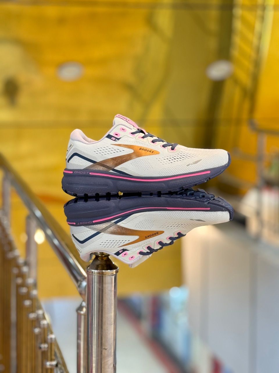 بروکس گاست 15/Brooks Ghost15/سایز 40/45 / بالاترین کیفیت وارداتی