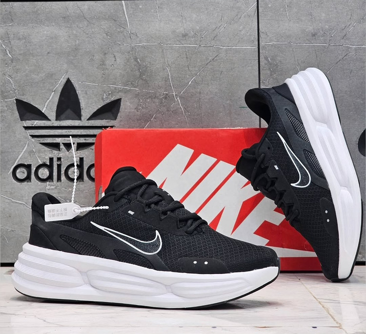 کتونی نایکی رانینگ با زیره طبی نرم و سبک Nike vietnamسایز ۴۰ الی ۴۵،ساخت ویتنام فروش تکی و عمده ضمانت و کیفیت کالا مستر کوالیتی A