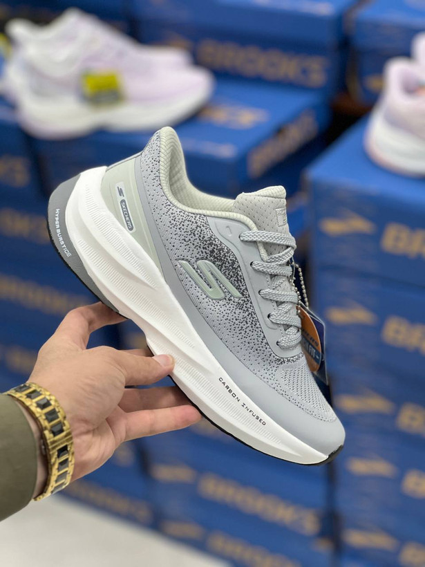کتونی مسترکوالیتی اسکیچرز هایپربرست کربن/Skechers Hyperburst Carbon/ساخت ویتنام/سایزبندی ۳۷ الی ۴۰/ضمانت کالا/فروش به صورت تک و عمده