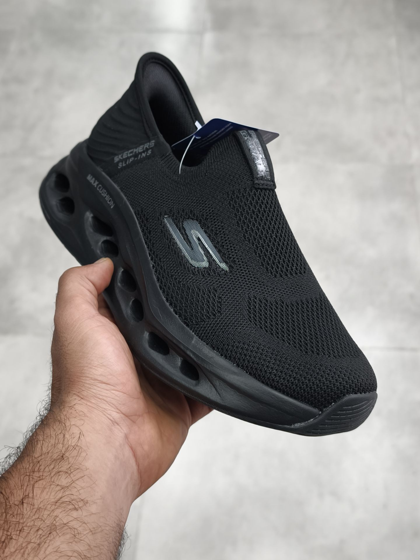 کتونی اسکیچرز مدل مکس کوشن رانینگ و پیاده رویی مردانه و زنانه/ Skechers Max cushion کیفیت مستر کوالیتیA طبی و سبک و راحت / سایز 40الی45/