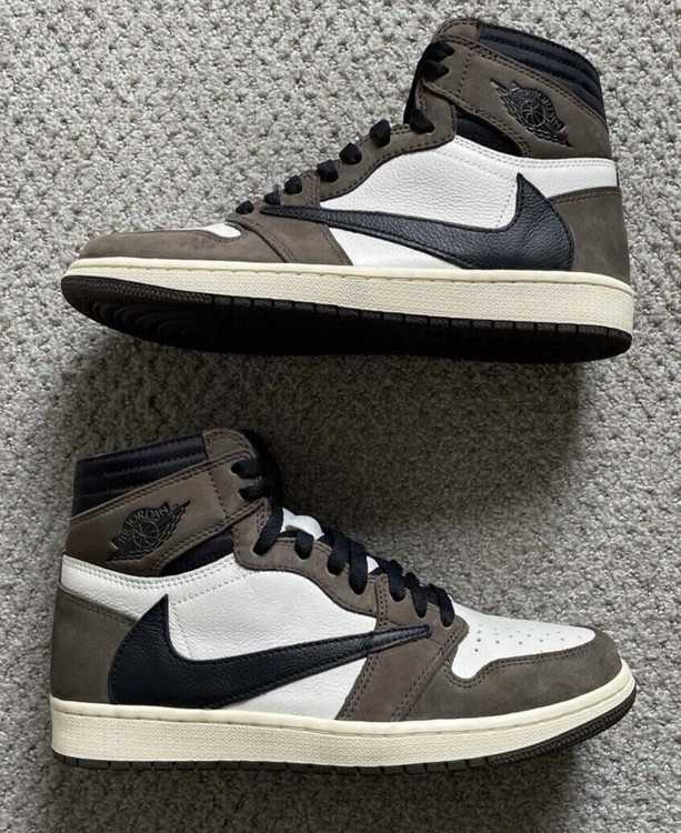 کتونی نایک  مدل جردن Nike jordan vietnamساخت ویتنام سایز 40 تا 45 فروش تکی وعمده