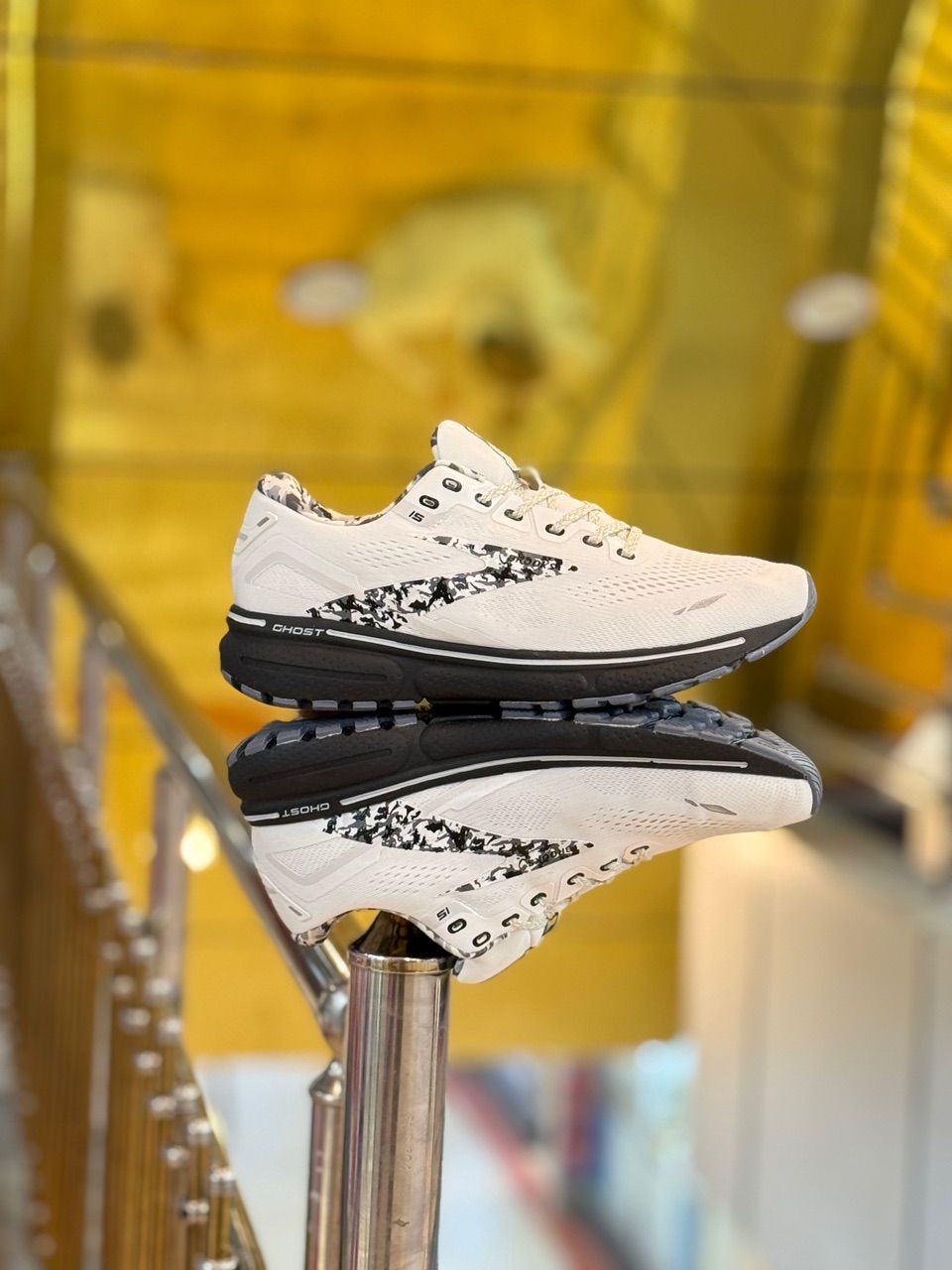 بروکس گاست 15/Brooks Ghost15/سایز 36/45 / بالاترین کیفیت وارداتی
