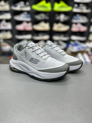 کفش اسکیچرز اسلیپ Skechersr slip ساخت ویتنام سایز۴۰ تا ۴۵ .فروش بصورت عمده و تک زیره گودیر