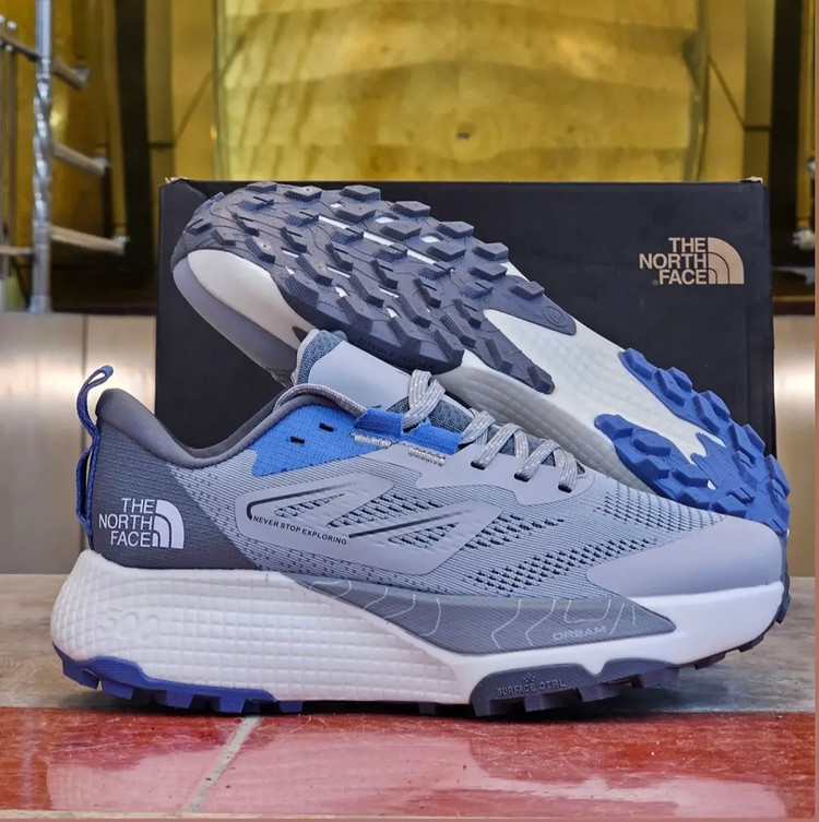 کتونی ویتنامی نورث فیس مدل آلتامسا 500. صدرصد وارداتی ساخت ویتنام سایز ۴۰ تا ۴۵ . north face Altamesa 500 کیفیت مستر کوالیتی A