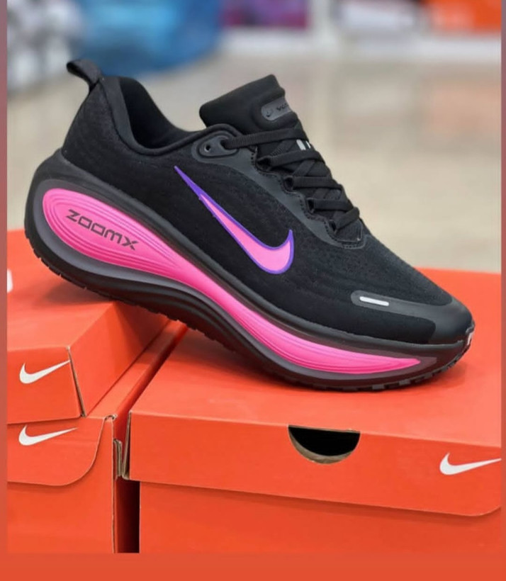 کتونی نایک ایر زوم ومرو/ساخت ویتنام /سایز ۴۰ الی ۴۵/ Nike Air Zoom Vomero Plus/ فروش عمده و تک
