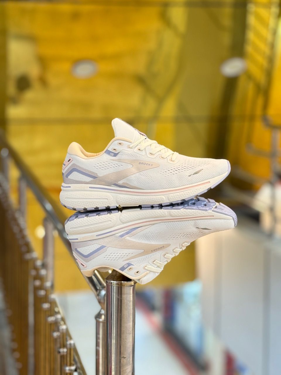 بروکس گاست 15/Brooks Ghost15/سایز 36/45 / بالاترین کیفیت وارداتی