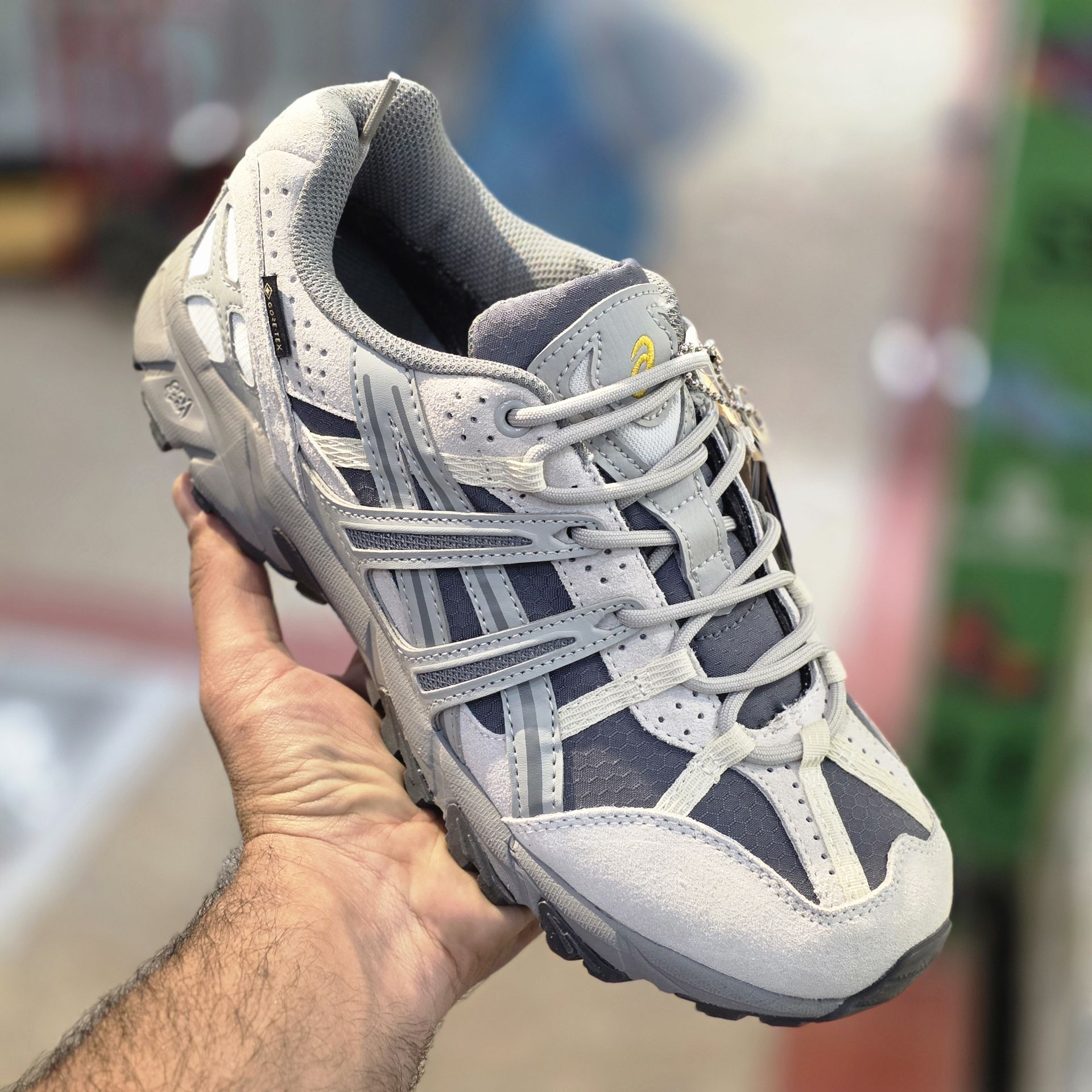 کتونی ویتنامی اسیکس مدل گورتکس ضد آب سایزبندی کامل 40 تا 45 تک سایز Asics  مردانه و زنانه