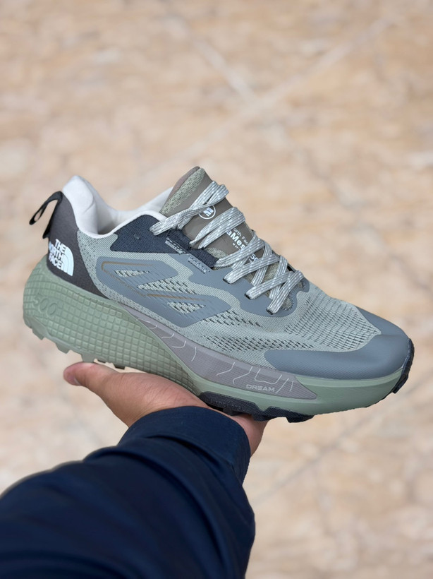 کتونی ویتنامی نورث فیس مدل آلتامسا 500. صدرصد وارداتی ساخت ویتنام سایز ۴۰ تا ۴۵ . north face Altamesa 500 کیفیت مستر کوالیتی A