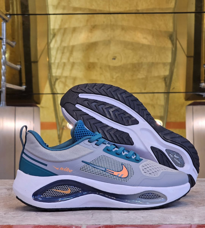 کتونی نایک زوم مدل  وینفلو تو Nike Zoom 2.سایز ۴۰ تا ۴۵ساخت ویتنام کیفیت بالا