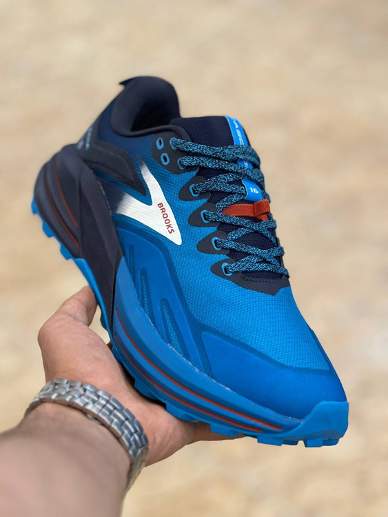 کتونی بروکس کاسکادیا 16 وارداتی کیفیت عالی ساخت ویتنام