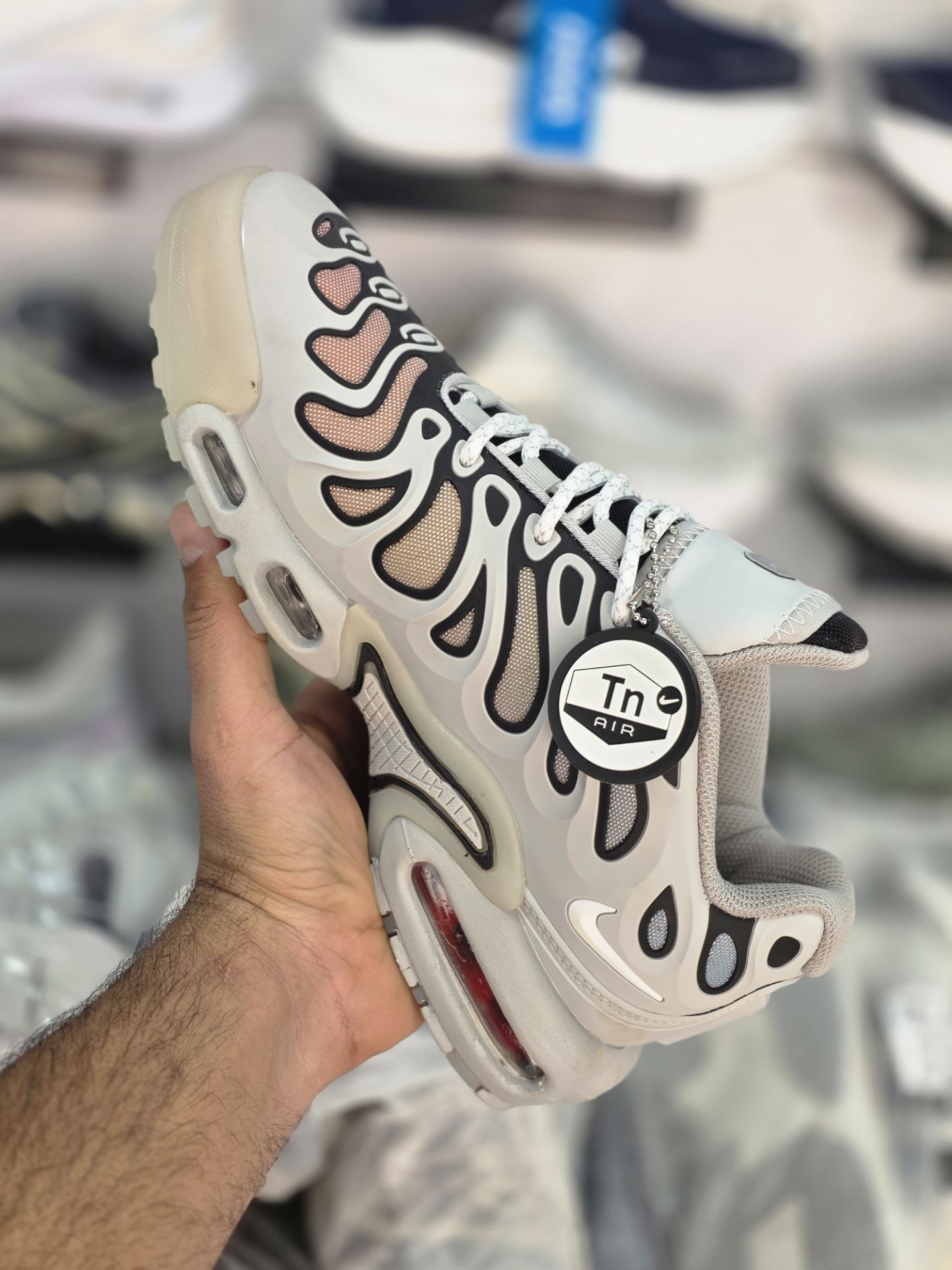 کتونی نایک کپسولی مدل Nike AiA  Tn.سایز 41 تا ۴۵ساخت ویتنام کیفیت بالا