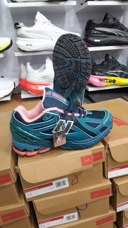 نیوبالانس ۱۹۰۶ ست زنانه و مردانه/Newbalance 1906/ سایز۳۷ تا ۴۵ فروش بصورت عمده و تک/ضمانت کالا