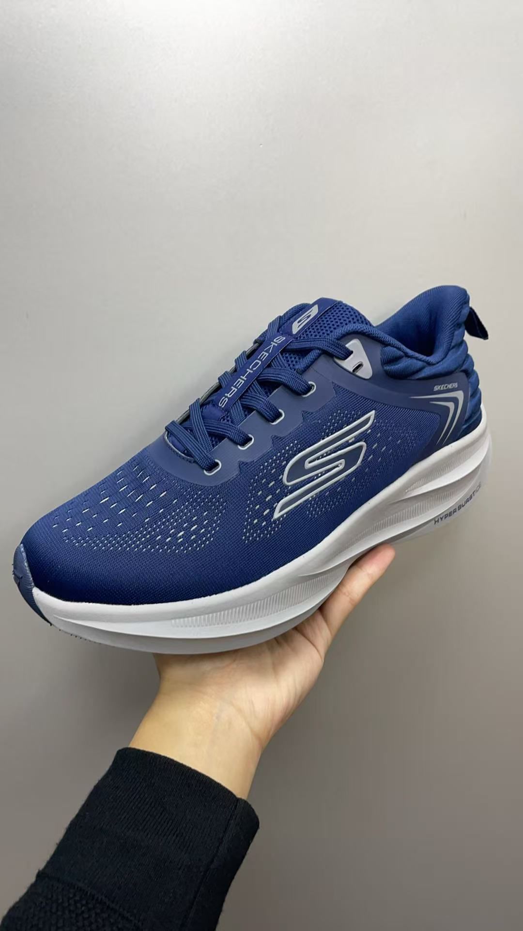 کتونی اسکیچرز مدل هایپر بارست رانینگ و پیاده رویی مردانه و زنانه/  کیفیت مستر کوالیتیA طبی و سبک و راحت / سایز 40الی45/